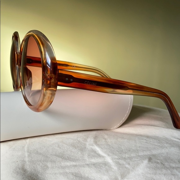 Celine Gorgeous Oversized Sunglasses Never Used - Picture 5 of 9
